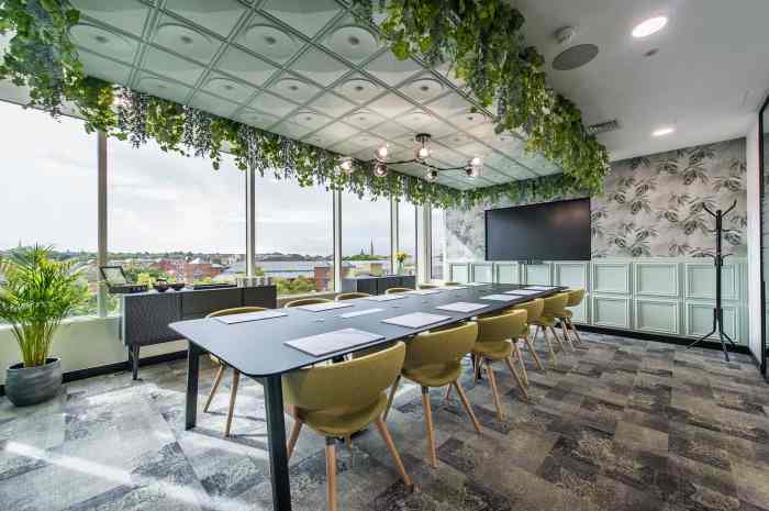 Meeting room office microsoft conference design modern contemporary interior table briefing building architecture black rooms switzerland luxury center designs wallisellen